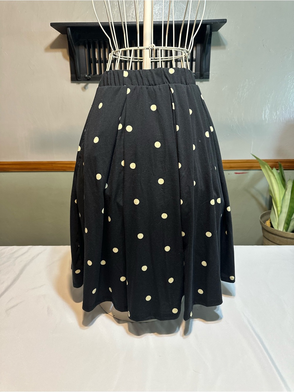 LuLaRoe Black Skirt with Cream Polka Dots - Circle/Skater Style with pockets!!